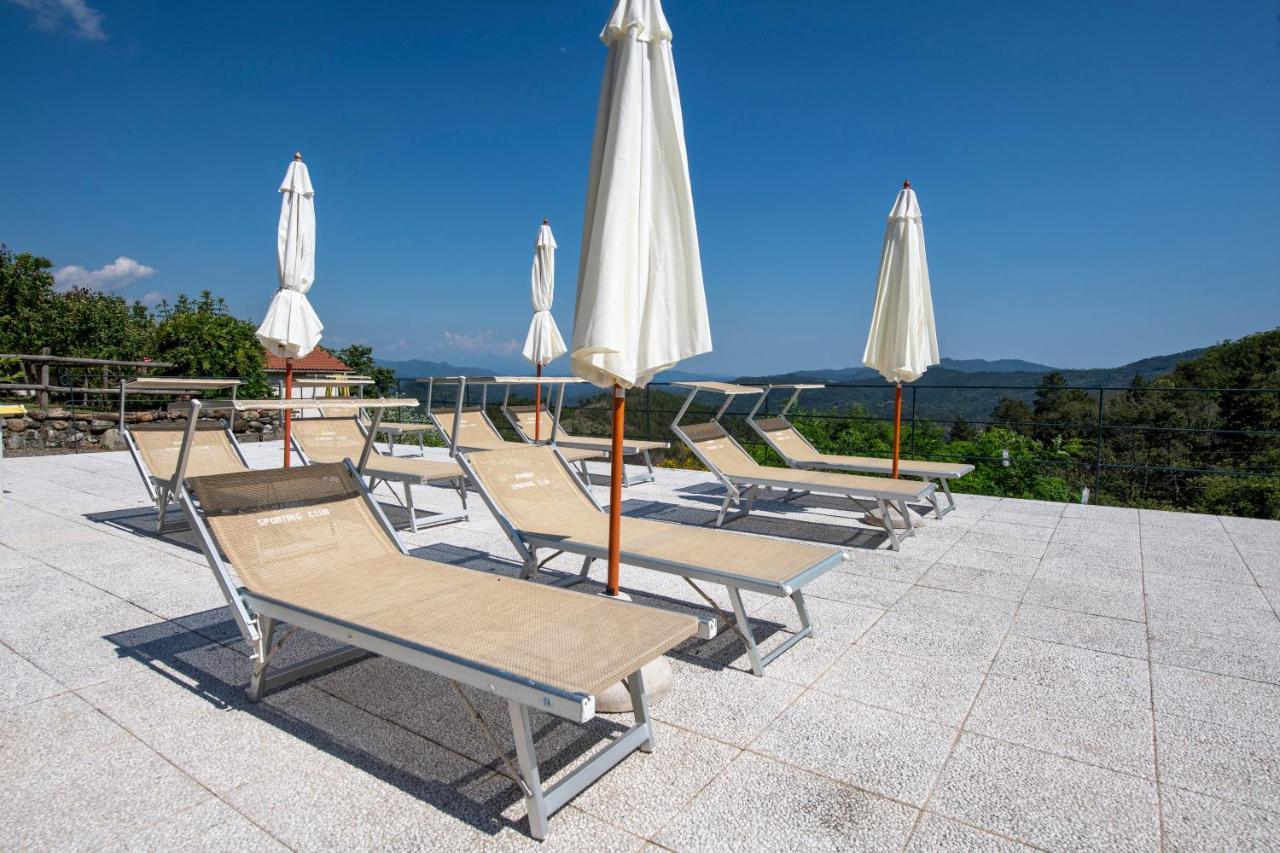 211 - Appartamento Acacia, Terrazza Giardino E Piscina Carro エクステリア 写真