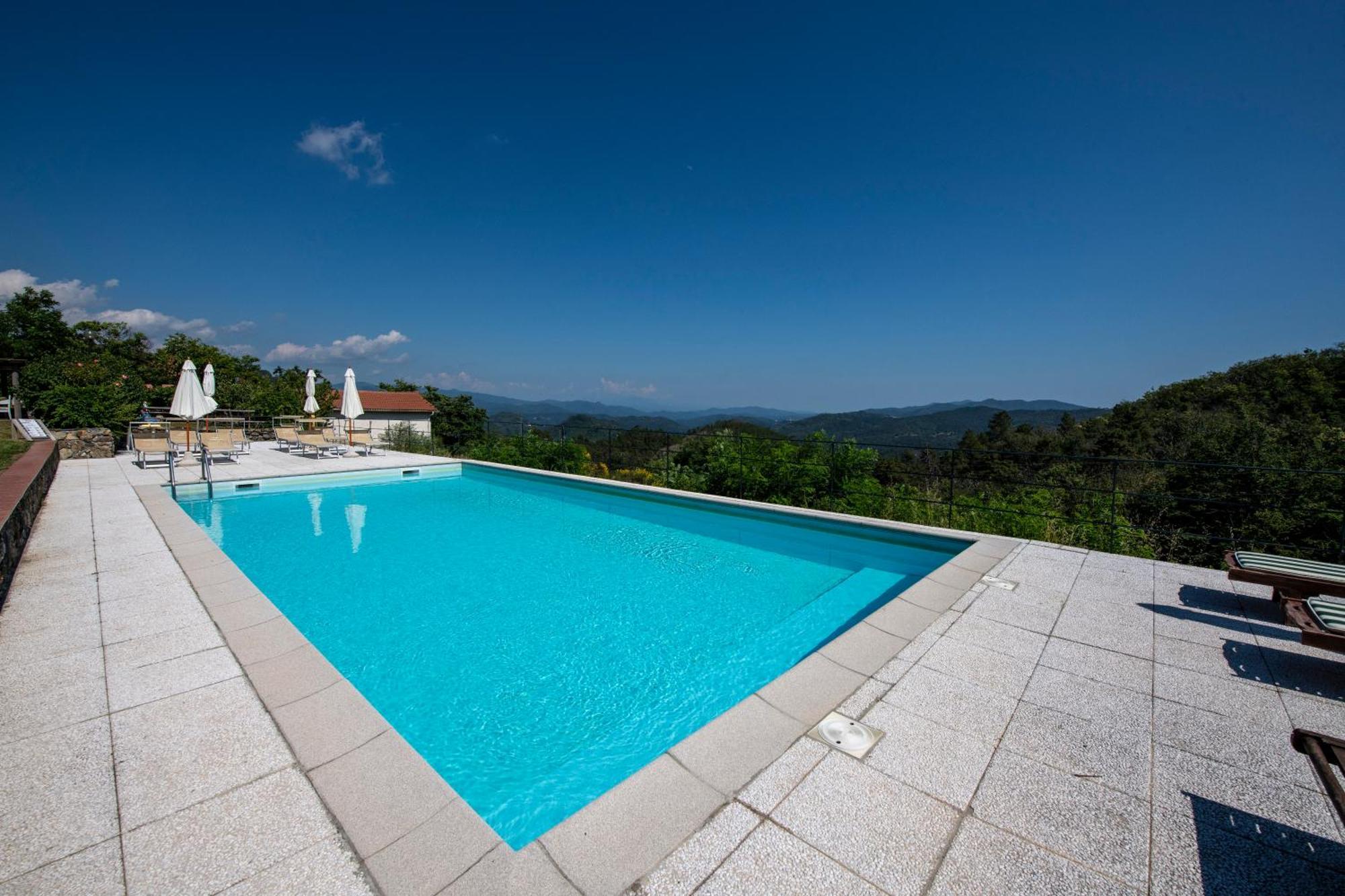 211 - Appartamento Acacia, Terrazza Giardino E Piscina Carro エクステリア 写真