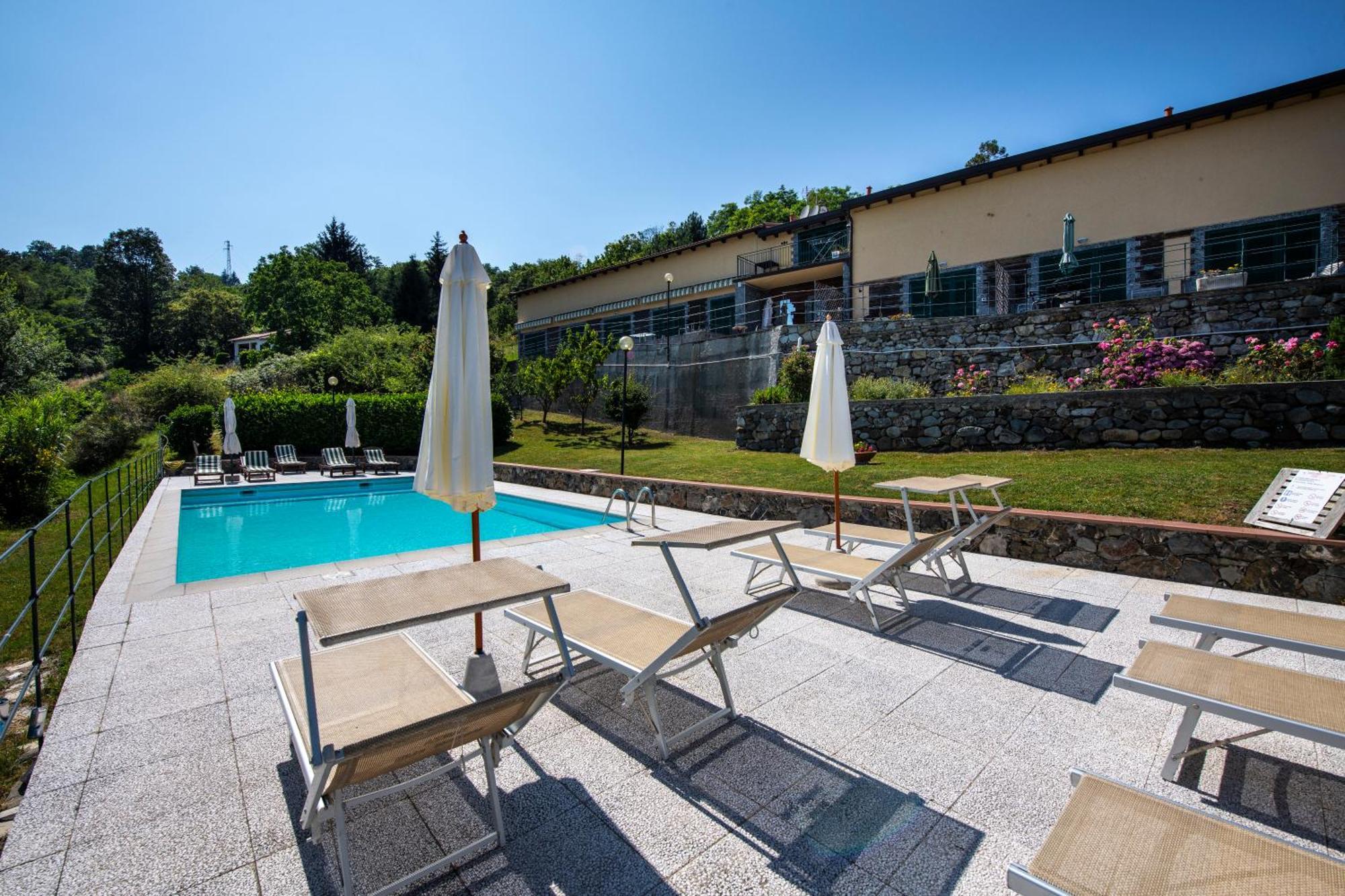 211 - Appartamento Acacia, Terrazza Giardino E Piscina Carro エクステリア 写真
