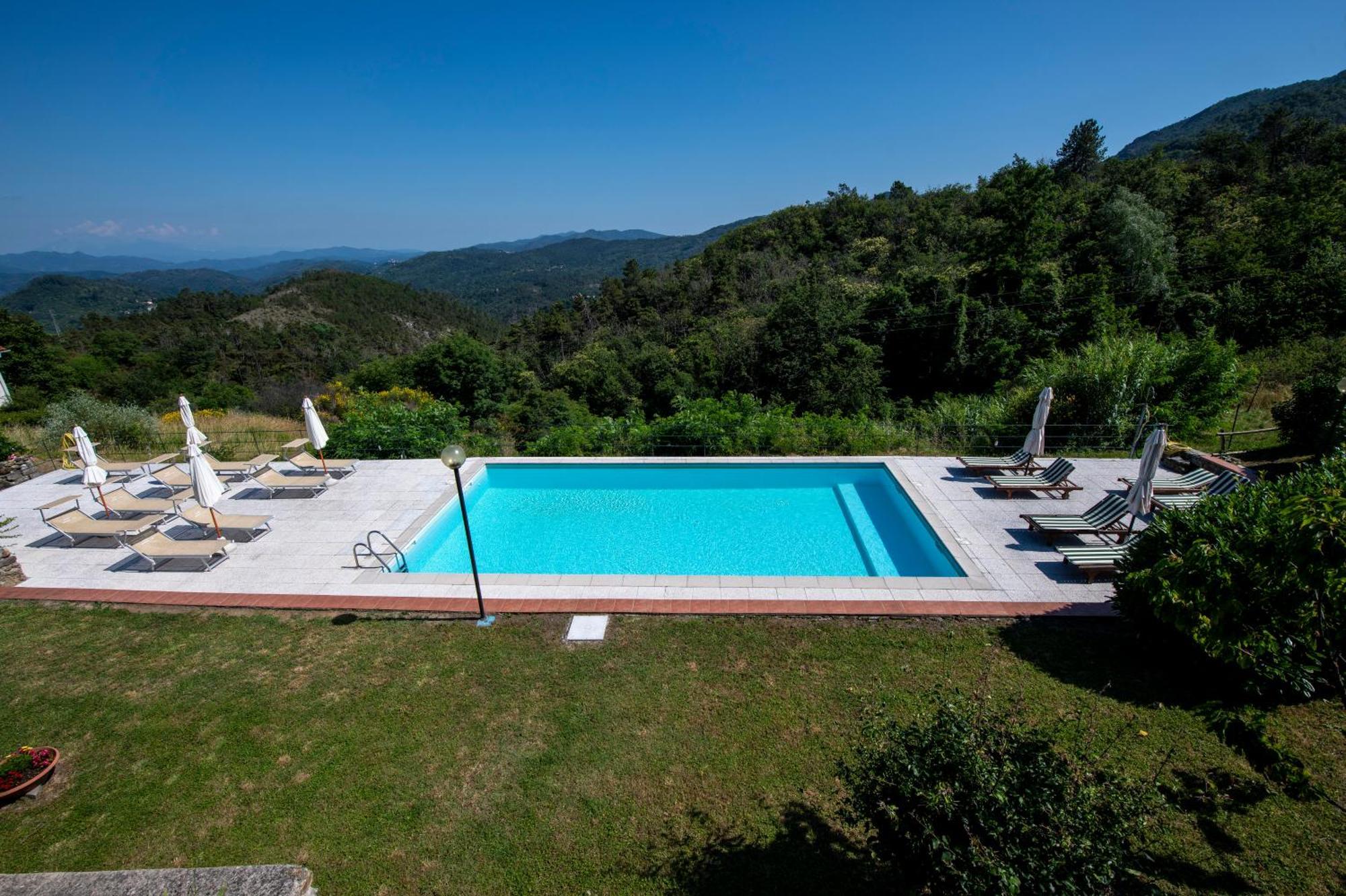 211 - Appartamento Acacia, Terrazza Giardino E Piscina Carro エクステリア 写真
