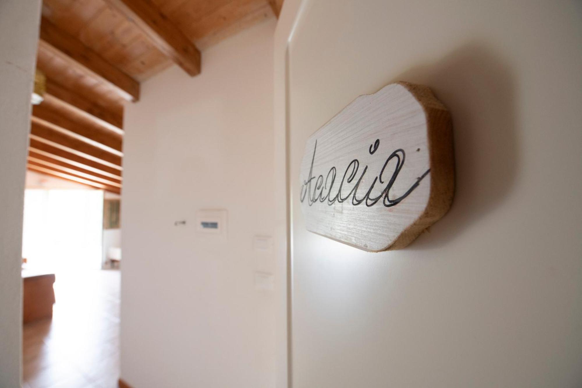 211 - Appartamento Acacia, Terrazza Giardino E Piscina Carro エクステリア 写真